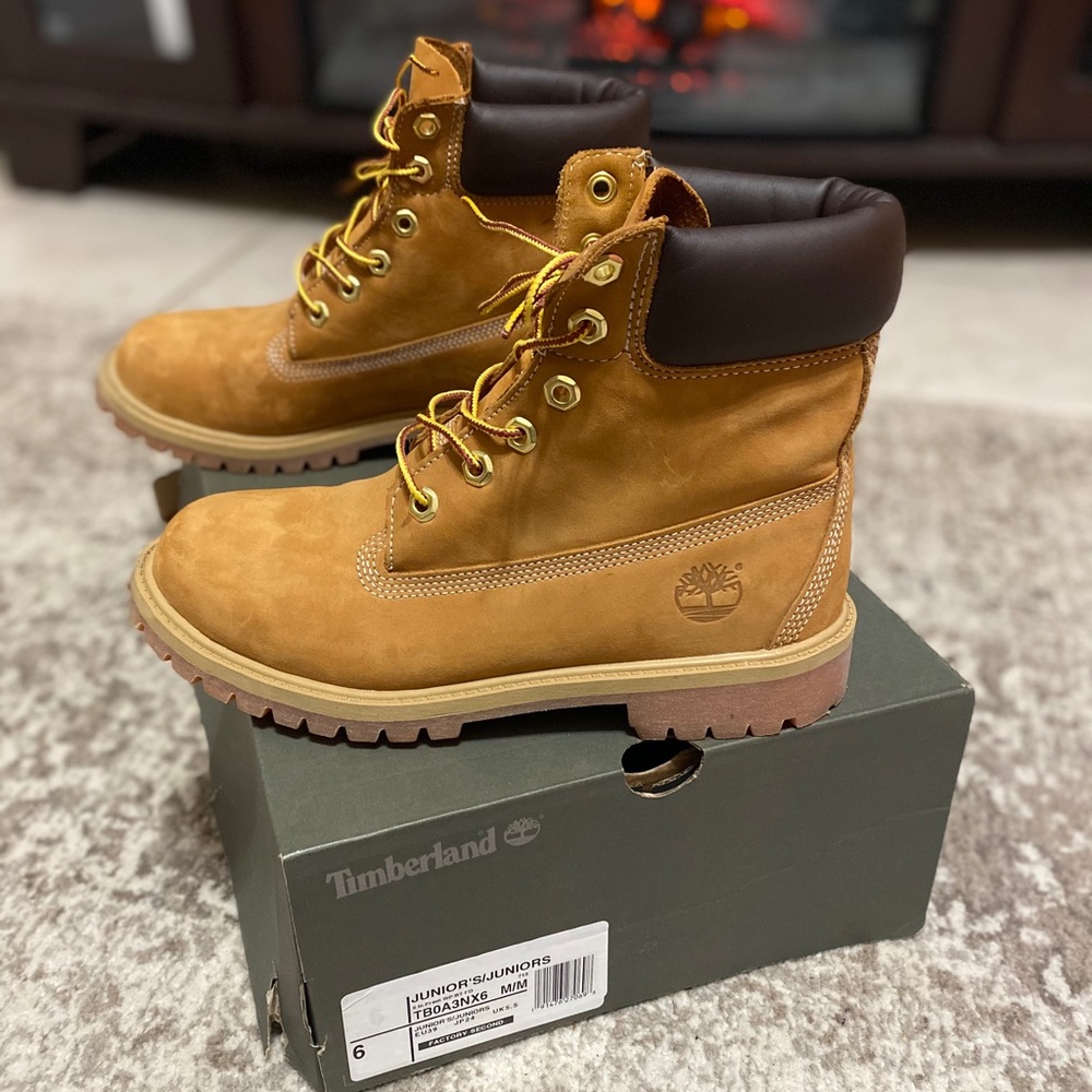 Like New Boys Timberland Boots
